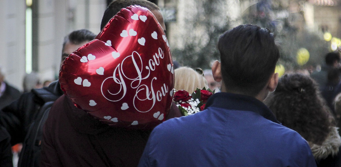 Ερωτευτείτε όλον τον χρόνο