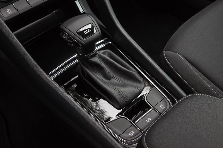 Το Karoq είναι διαθέσιμο και με αυτόματο κιβώτιο ταχυτήτων