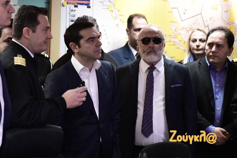 Ο πρωθυπουργός Αλέξης Τσίπρας με τον υπουργό Ναυτιλίας και Νησιωτικής Πολιτικής Παναγιώτη Κουρουμπλή