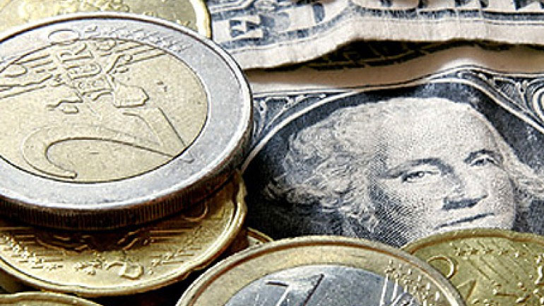 Στα 1,2493 δολάρια η ισοτιμία ευρώ/δολαρίου