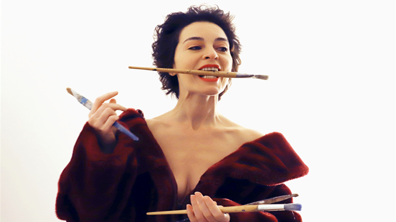 «Έμμα» με τη Μαρία Πρωτόπαππα στο Θέατρο οδού Κεφαλληνίας