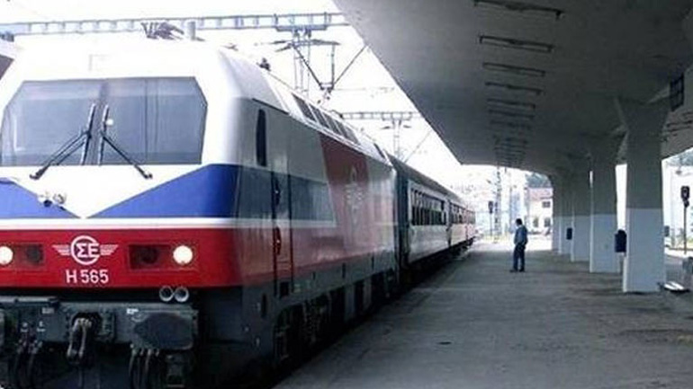 ΤΡΑΙΝΟΣΕ: Ενισχύσεις δρομολογίων το τριήμερο της Αποκριάς