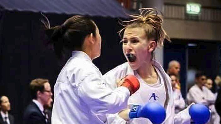 Καράτε: «Φουλ» για το χρυσό η Καβακοπούλου