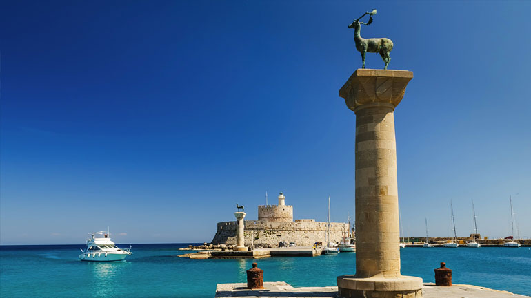 Ρόδος: Σύσκεψη με την αντιπρόεδρο του ΕΟΤ για την επιμήκυνση της τουριστικής περιόδου