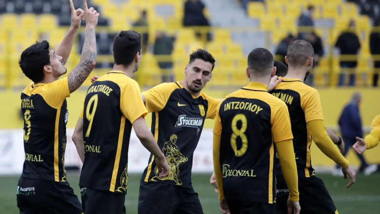 Football League: Προελαύνει ο Άρης, 3-0 την Αναγέννηση