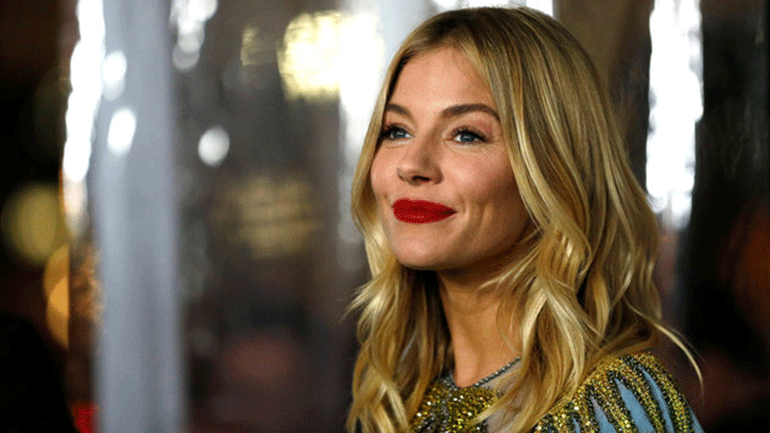Η «Λυσσασμένη γάτα» με τη Sienna Miller θα προβληθεί στο Μέγαρο Μουσικής