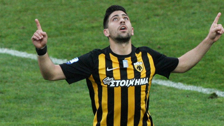 ΑΕΚ: Σύνθημα πρόκρισης από Μπακασέτα και Βράνιες