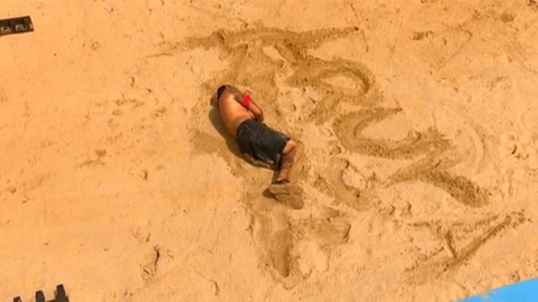 Survivor 2: Ο Μιχάλης Μουρούτσος αφιέρωσε τη νίκη του στη Λάουρα Νάργες!