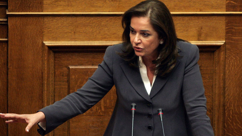 Ντ. Μπακογιάννη: «Θεσμικό πραξικόπημα το ενδεχόμενο να στηθούν δέκα κάλπες»