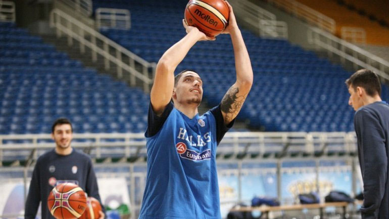 Εθνική: Απρόοπτο με τον Κόνιαρη