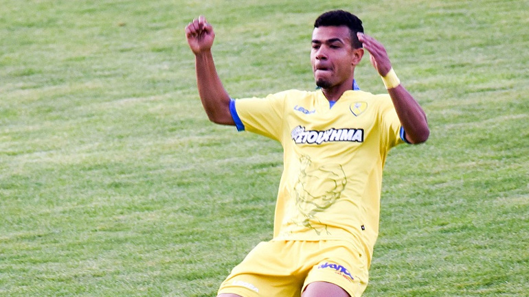 Κάνουν… κλικ στον Ρόσα Ολυμπιακός και ΑΕΚ