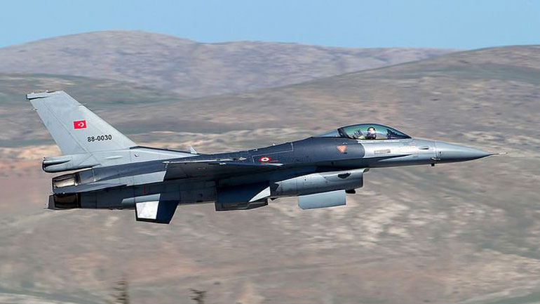 Υπερπτήσεις τουρκικών αεροσκαφών πάνω από Αγαθονήσι και Φούρνους Υπερπτήσεις τουρκικών αεροσκαφών πάνω από Αγαθονήσι και Φούρνους