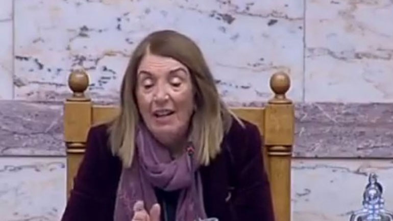 Όταν η Χριστοδουλοπούλου στέλνει στον διάολο τον Αθανασίου