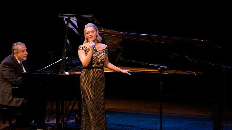 «Για μια γυναίκα» – Παλιά τραγούδια του έρωτα στον Παρνασσό