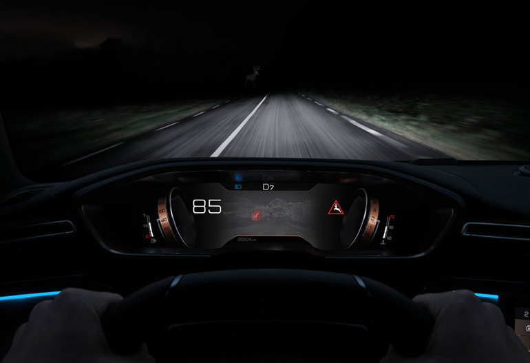 Πίσω από το τιμόνι του Peugeot 508