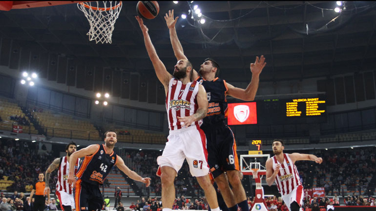 Νίκη με την υπογραφή Σπανούλη για τον Ολυμπιακό, 80-70 τη Βαλένθια