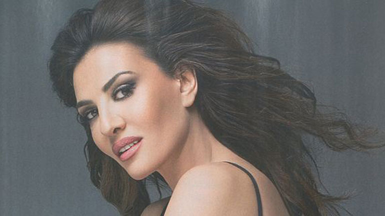 Δήμητρα Ματσούκα: Αιχμαλωτίζει τα βλέμματα και γοητεύει στη νέα της φωτογράφιση!