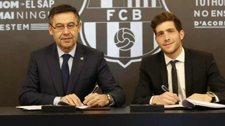 «Έδεσε» Σέρχι Ρομπέρτο η Μπαρτσελόνα