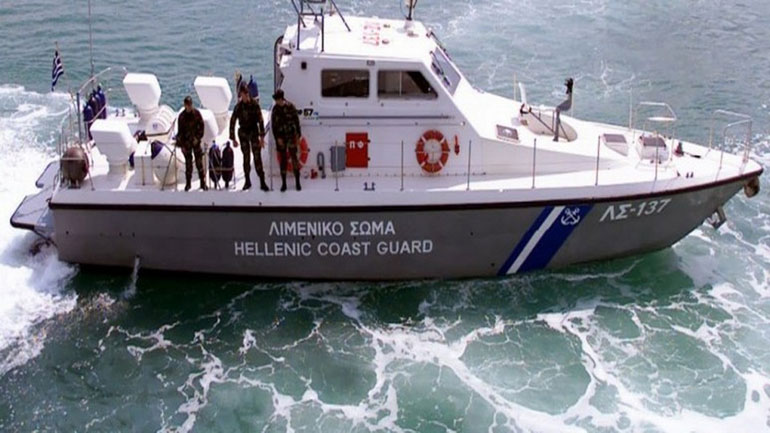 Ακυβερνησία σκάφους στις νήσους Φλέβες του Αργοσαρωνικού