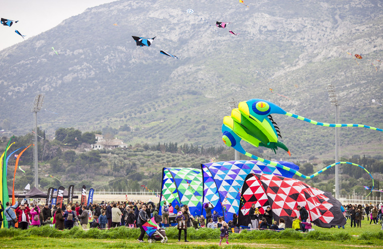  Το εντυπωσιακό show με χαρταετούς στον ιππόδρομο