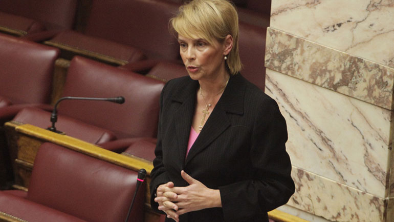 Κ. Παπακώστα: Να παραιτηθούν όσοι αναφέρονται στη δικογραφία της Novartis