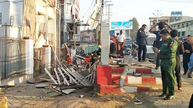 Εξερράγησαν τρεις βόμβες στη δυτική Μιανμάρ Εξερράγησαν τρεις βόμβες στη δυτική Μιανμάρ