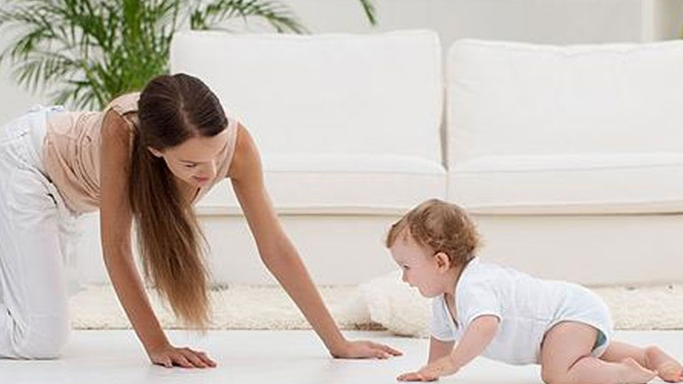 Πώς θα βοηθήσετε το μωράκι σας να περπατήσει