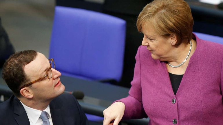 Γερμανία: Η Άγγελα Μέρκελ δέχεται εσωκομματικά πυρά