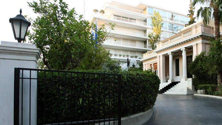 Μαξίμου: Να είναι πιο προσεκτικοί όσοι βιάζονται να απαξιώσουν το σκάνδαλο Novartis γιατί εκτίθενται