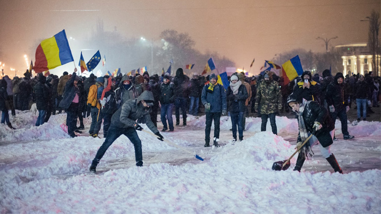 Ρουμανία: Χιλιάδες διαδηλωτές στους δρόμους κατά της διαφθοράς
