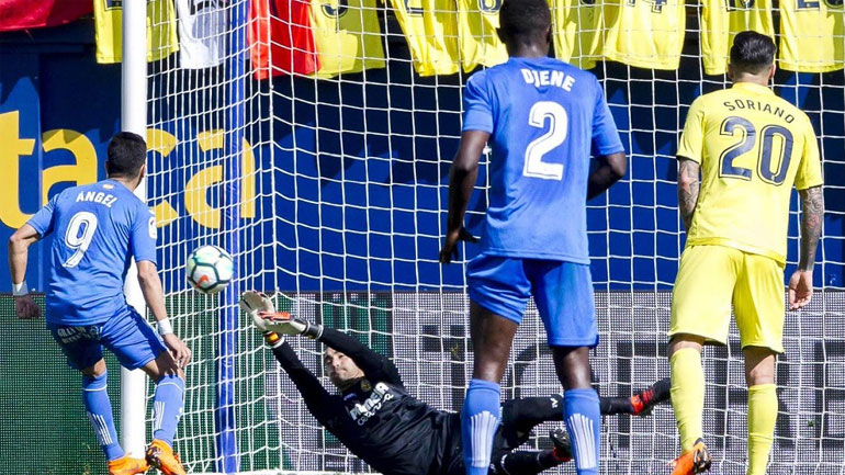 Δύσκολη νίκη για τη Βιγιαρεάλ-Δύο πέναλτι απέκρουσε ο τερματοφύλακάς της