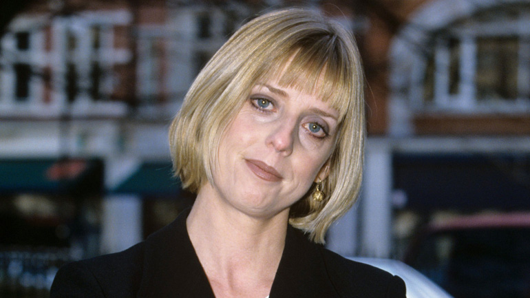 Πέθανε η ηθοποιός Έμμα Τσέιμπερς