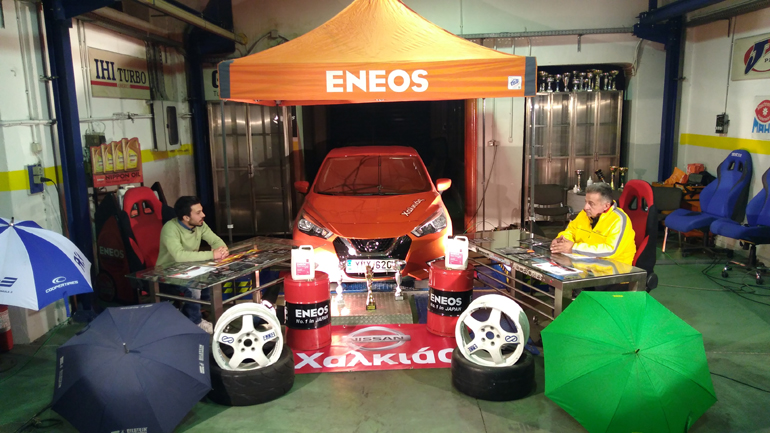 Γιάννη Χαραλαμπόπουλο (αριστερά) και Στράτος Φωτεινέλης