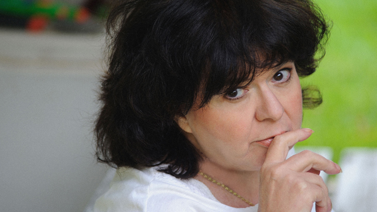 Αρλέτα: «Η γιαγιά μου μαγειρεύει όνειρα τηγανητά» – Παρουσίαση δίσκου