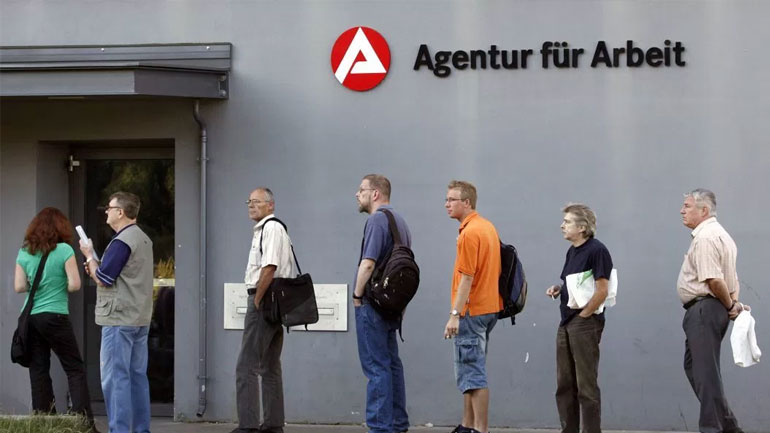 Οι Γερμανοί άνεργοι απειλούνται από τη φτώχεια περισσότερο από όλες τις χώρες της Ε.Ε.