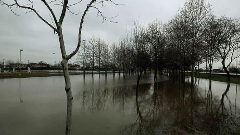 Υποχωρούν τα προβλήματα από την κακοκαιρία στη βόρεια Ελλάδα