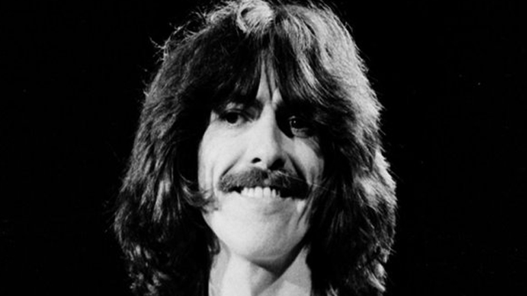 Με tweet, πια, οι ευχές σε αγαπημένο πρόσωπο που έχει φύγει