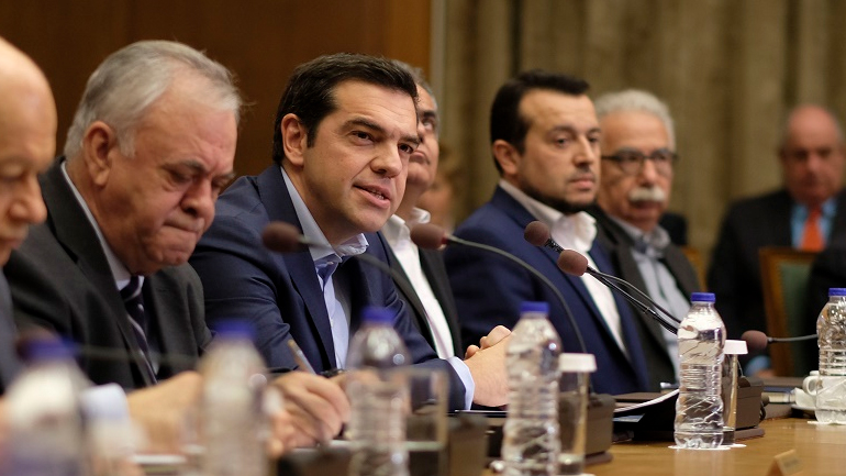 Σε κατάσταση “ανασχηματισμού” το Μαξίμου