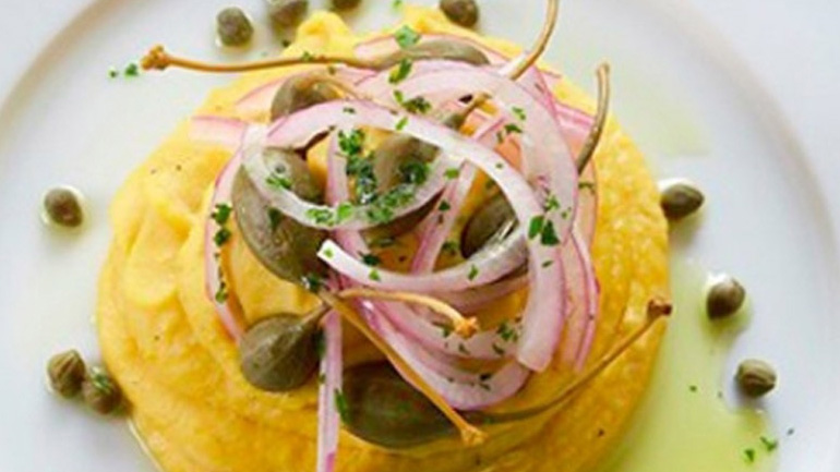 Φάβα με λάδι τρούφας