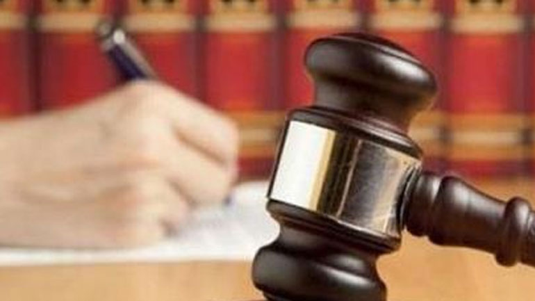 Συμβολαιογράφοι: Δεν θα δεχτούμε στο εξής απειλές και εκβιασμούς