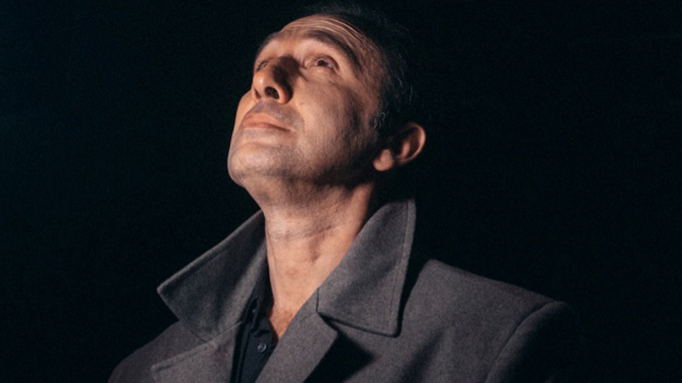 «Ιούλιος Καίσαρ» με τον Ρένο Χαραλαμπίδη στο Θέατρο Τέχνης