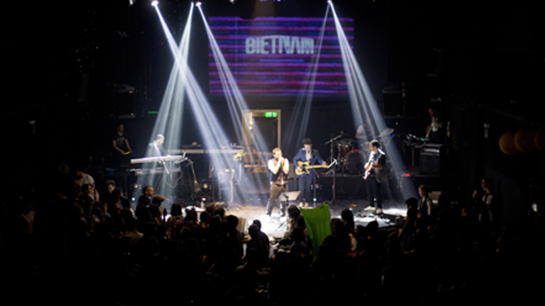 Οι ΒΙΕΤΝΑΜ  ζωντανά στο TRES