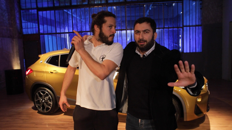 Στην παρουσίαση της νέας BMW X2 έκανε την εμφάνισή του ο Alexios Human Drummachine, δημιουργώντας απίστευτους ήχους με το στόμα του. Είπαμε διαφορετικό αυτοκίνητο, διαφορετική ακόμα και η παρουσίαση... 