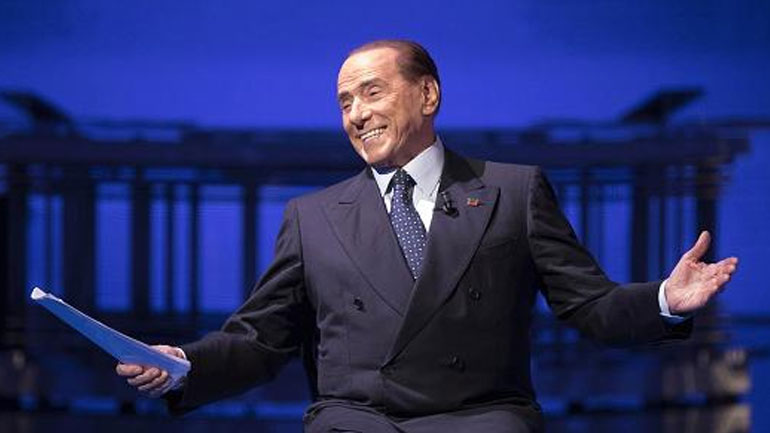 Deutsche Welle: Ανάμικτα συναισθήματα για την επιστροφή Μπερλουσκόνι