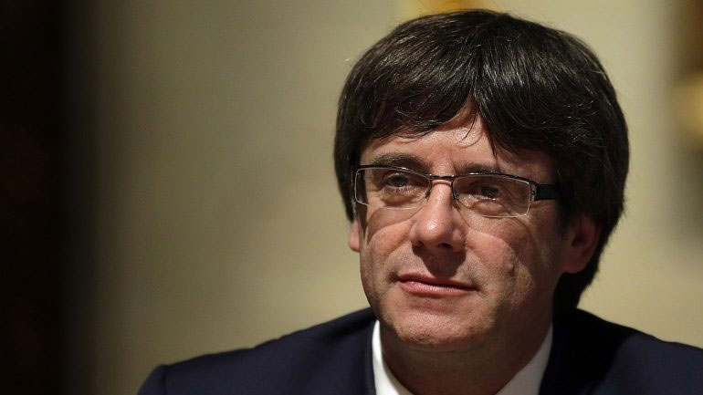 Αποσύρεται από τη διεκδίκηση της προεδρίας ο Πουτζντεμόν