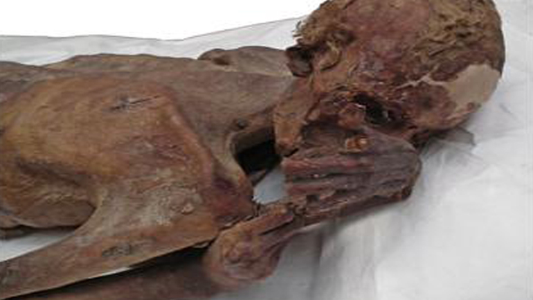 Ανακαλύφθηκαν τα αρχαιότερα τατουάζ στον κόσμο σε αιγυπτιακές μούμιες Ανακαλύφθηκαν τα αρχαιότερα τατουάζ στον κόσμο σε αιγυπτιακές μούμιες