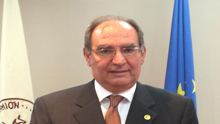 Στα καθήκοντα του πρύτανη του ΔΠΘ επανέρχεται ο καθηγητής Θανάσης Καραμπίνης Στα καθήκοντα του πρύτανη του ΔΠΘ επανέρχεται ο καθηγητής Θανάσης Καραμπίνης