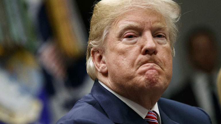 Στελέχη των Ρεπουμπλικάνων ζητούν από τον Τραμπ να αναθεωρήσει την απόφασή του για τους δασμούς