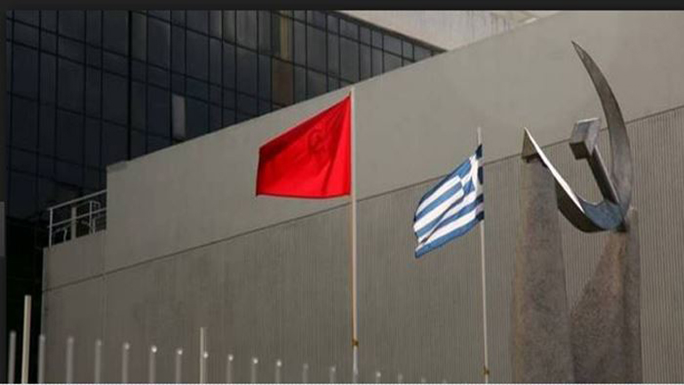 ΚΚΕ: Ο Θ. Δαβάκης προσπαθεί να μαζέψει τα ασυμμάζευτα