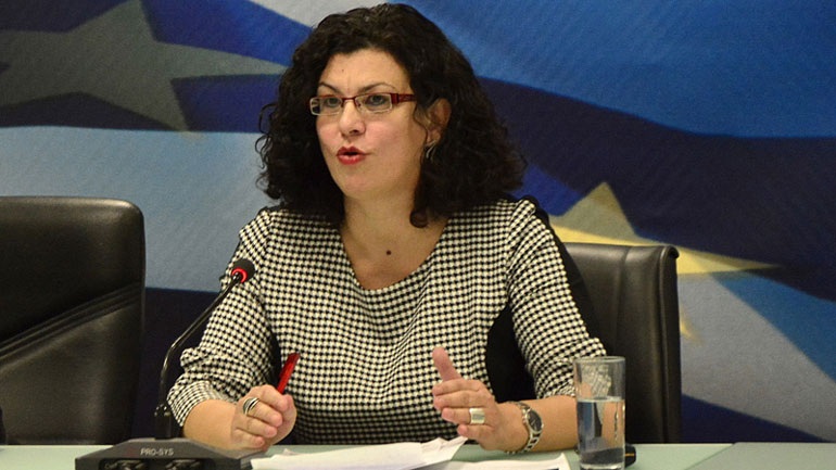 Καραμεσίνη: Ίσως και κάτω από 18% η ανεργία στο τέλος του 2018 Καραμεσίνη: Ίσως και κάτω από 18% η ανεργία στο τέλος του 2018